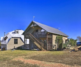 Cozy Cottage Close to Hill Country Vineyards!