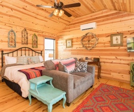 Live Oak Creek Cabins Zac's Cabin