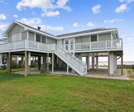 Betsy's Beachfront Cottage by Ryson Vacation Rentals
