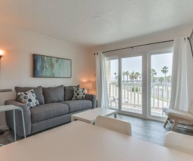Oceanfront Condo with Pool!