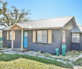 The Turquoise Cactus / King Bed / Sleeps 6