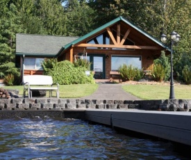 Lakeside Log Cabin