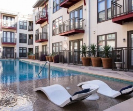 Luxe 1BR - Downtown Austin #328 by WanderJaunt