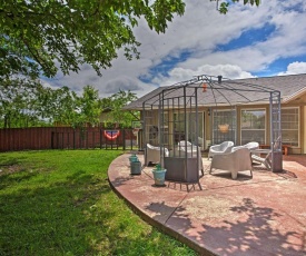 Charming Home - 15 Miles to Downtown Dallas!