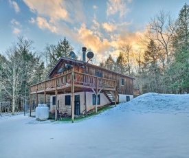 Jewett Cabin with Viewing Deck - 10 Mins to Skiing!