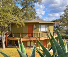 Treehouse Bungalow steps from Lake Travis, pool & hot tub, next to marina (#18)
