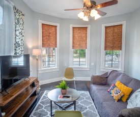 Remodeled Historic 2BR 1BA House Near Downtown