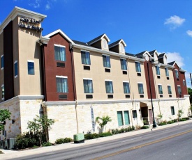 Cityview Inn & Suites Downtown /RiverCenter Area