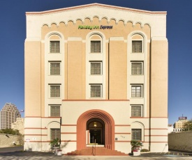 Holiday Inn Express San Antonio North Riverwalk Area, an IHG Hotel