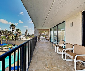 New Listing! Beachside Corner Unit with Pools & Gym condo