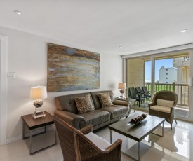Seconds away from the Beach and pool! Beautiful condo with beachview balconies Pet Friendly