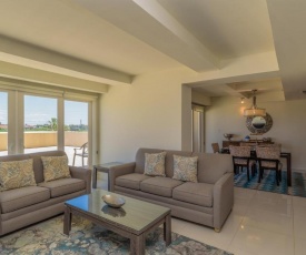 Time for a new adventure by the beach! Bayview chic condo in beachfront resort. Pet friendly
