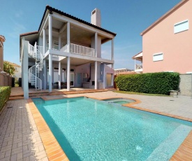 Villas Beach Front Home 6518