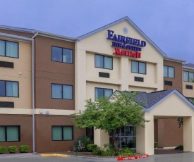 Fairfield Inn & Suites Victoria